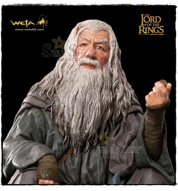 LORD OF THE RINGS - Gandalf Statue