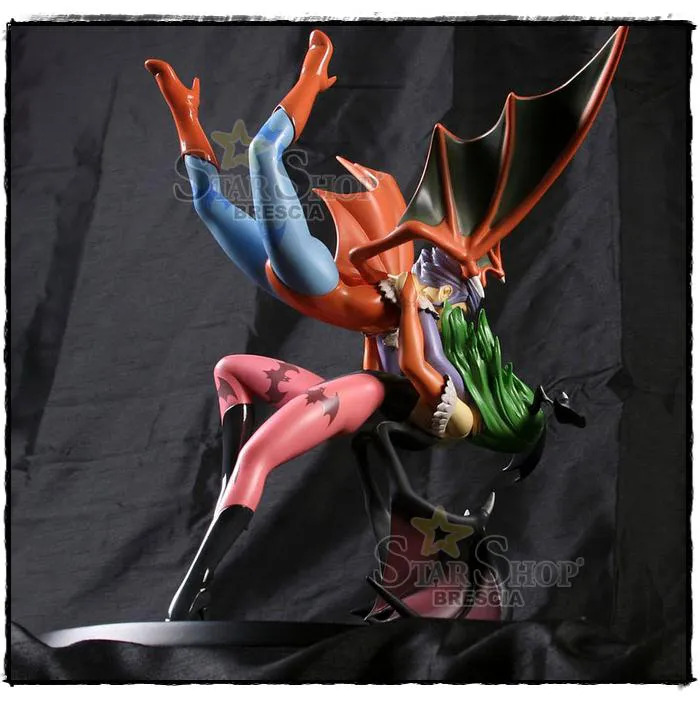 DARKSTALKERS - Morrigan & Lilith Diorama The Embrace SDCC 2011 Exclusive