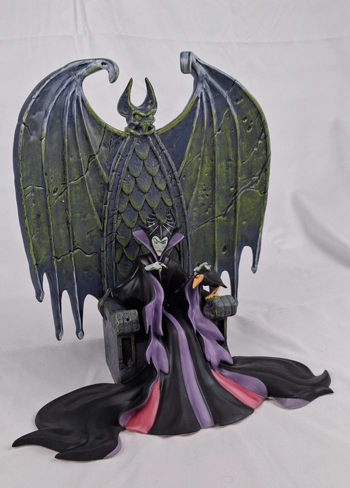 DISNEY - Sleeping Beauty - Maleficent Sinister Sorceress Resin Statue WDCC