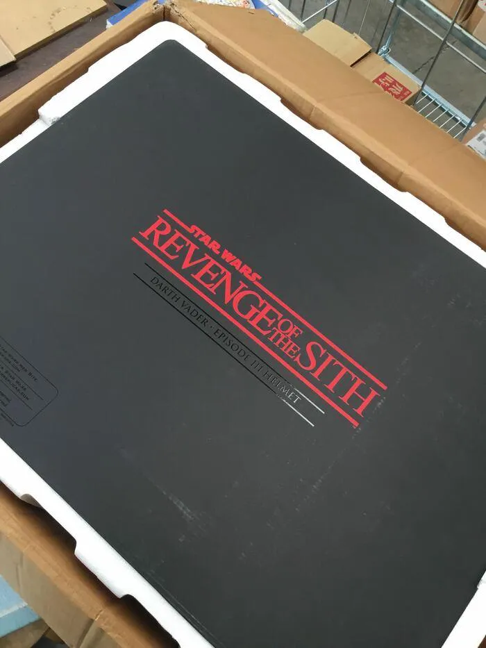 STAR WARS - EPISODE III - Darth Vader Helmet 1/1 Replica Artist Proof - Used