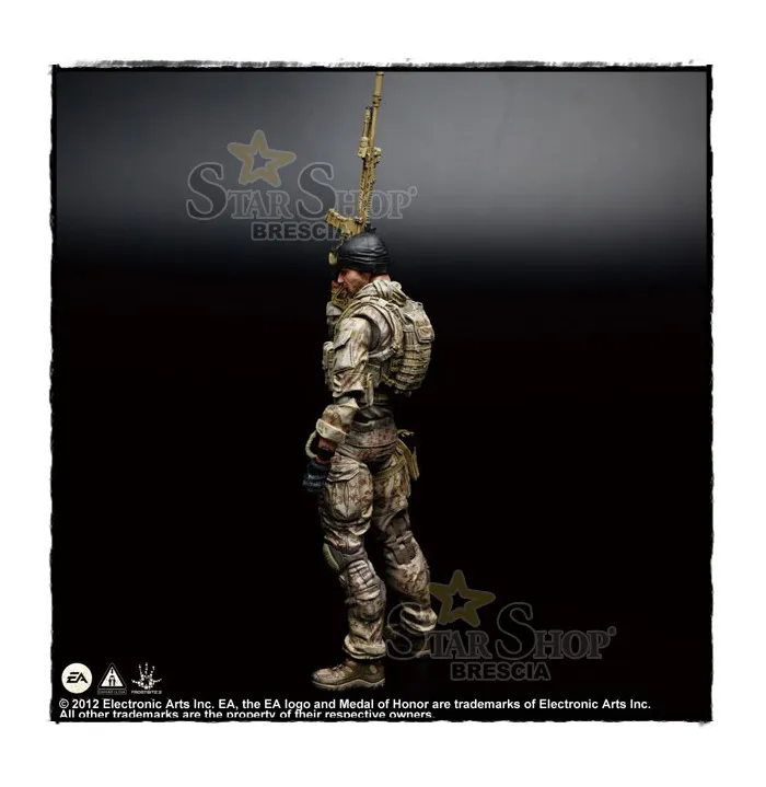 MEDAL OF HONOR - Tom Preacher - Play Arts Kai Action Figure