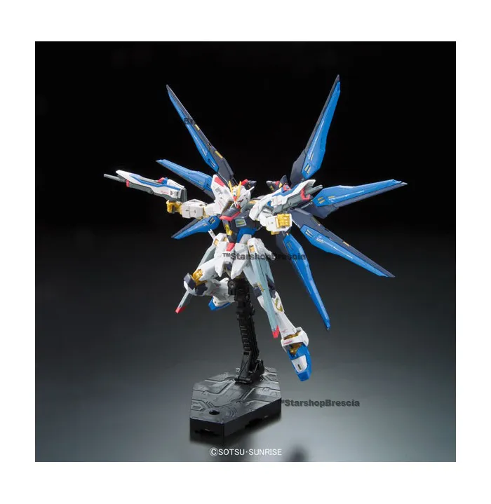 GUNDAM - 1/144 ZGMF-X20A Strike Freedom Real Grade Model Kit RG # 14
