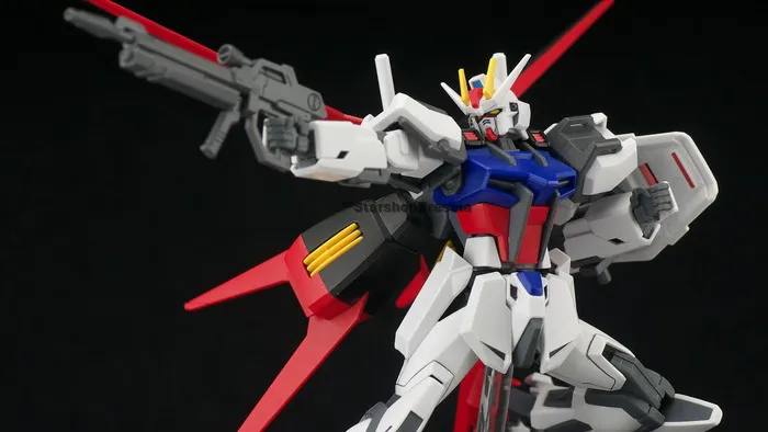 GUNDAM - 1/144 GAT-X105+AQM/E-X01 Aile Strike Model Kit HGCE # 171