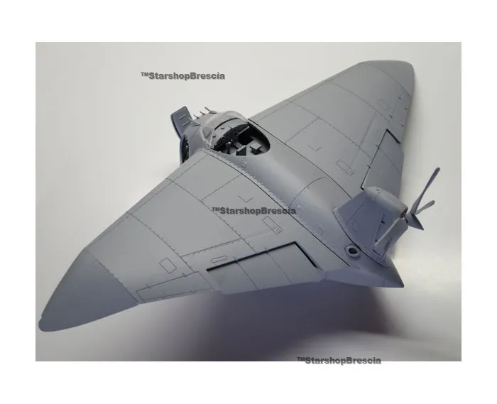 CONAN THE BOY IN FUTURE - Flying Boat Falco 1/72 Model Kit
