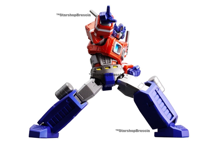 TRANSFORMERS - Legacy Revoltech N.008 Optimus Prime Action Figure