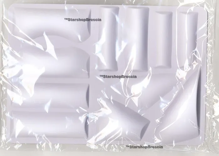 CONAN THE BOY IN FUTURE - Barracuda 1/200 Model Kit