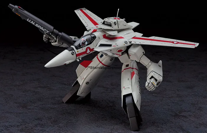 MACROSS - 1/72 VF-1J/A Gerwalk Valkyrie Model Kit