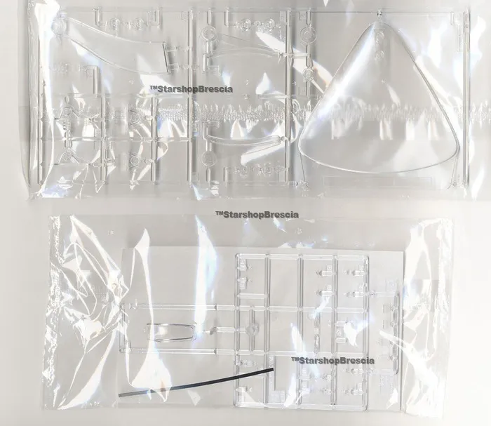 MACROSS - 1/72 VF-1J/A Gerwalk Valkyrie Model Kit