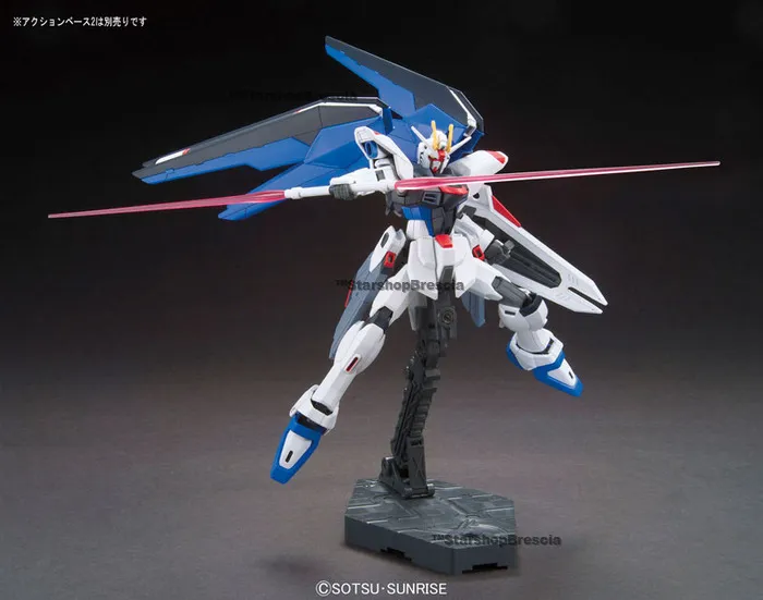 GUNDAM - 1/144 ZGMF-X10A Freedom Model Kit HGCE # 192