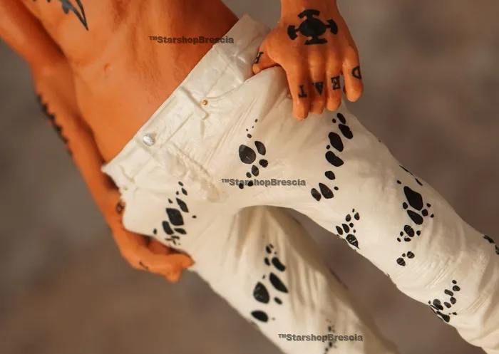 ONE PIECE - King Of Artist Jeans Freak - Trafalgar Law Ver. White Pvc Figure