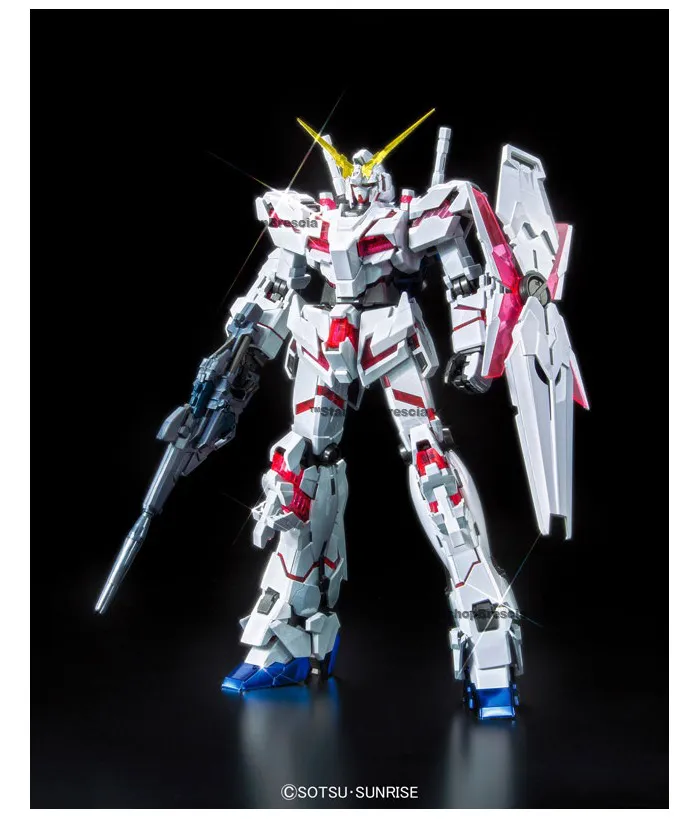 GUNDAM - 1/100 RX-0 Unicorn Red / Green Twin Frame Edition Titanium Finish Master Grade Model Kit MG