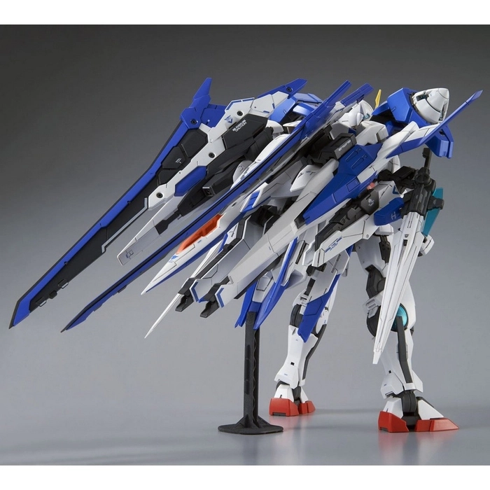 GUNDAM - 1/100 00V 00 XN Raiser Master Grade Model Kit MG