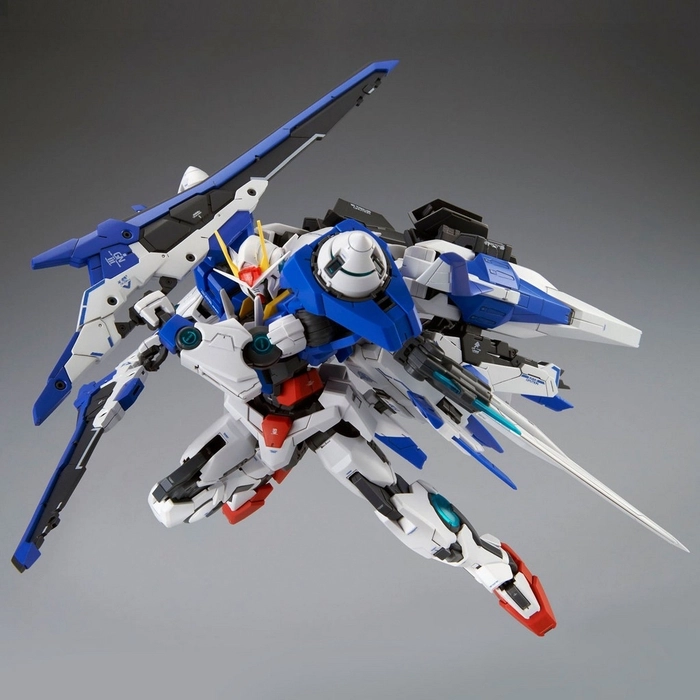 GUNDAM - 1/100 00V 00 XN Raiser Master Grade Model Kit MG