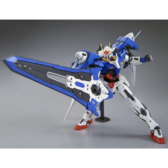 GUNDAM - 1/100 00V 00 XN Raiser Master Grade Model Kit MG