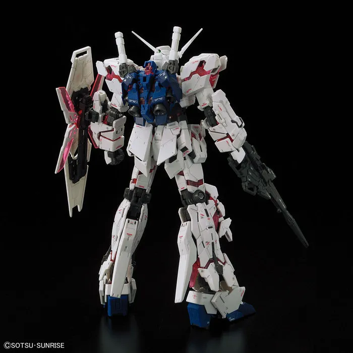 GUNDAM - 1/144 RX-0 Unicorn Real Grade Model Kit RG # 25