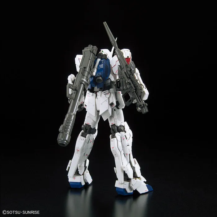 GUNDAM - 1/144 RX-0 Unicorn Real Grade Model Kit RG # 25