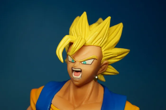 DRAGON BALL - The Super Warriors Vol.4 Vegetto Super Saiyan DX Pvc Figure