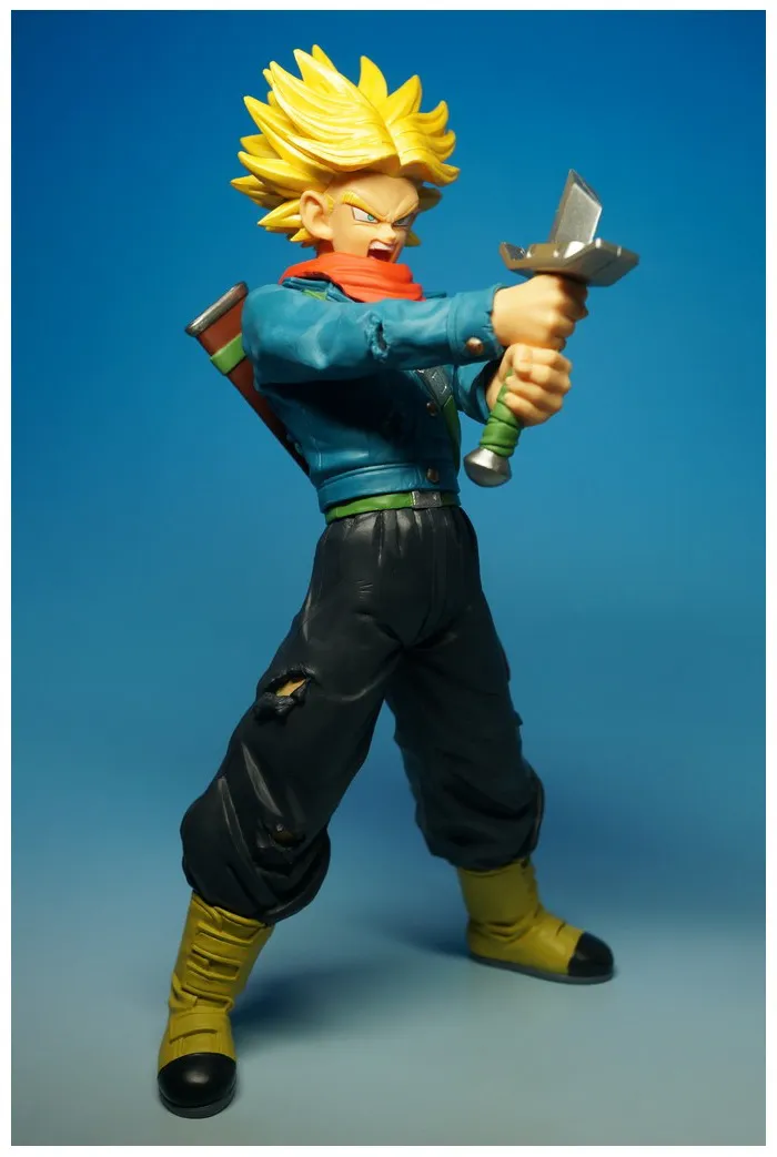 DRAGON BALL - Super - Future Trunks SSJ 2 Final Hope Slash DX Pvc Figure
