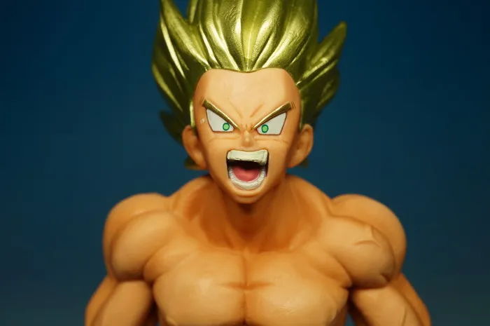 DRAGON BALL Z - Blood of Saiyans Son Goku SSJ DX Pvc Figure