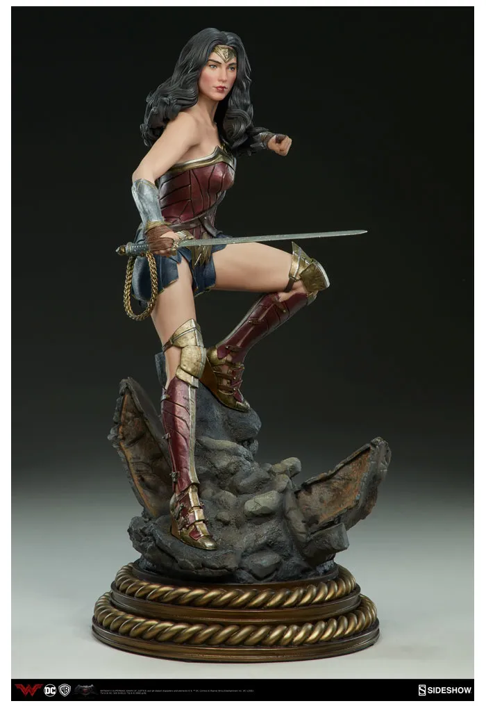 BATMAN VS SUPERMAN - Dawn of Justice - Wonder Woman Premium Format Figure 1/4 Statue