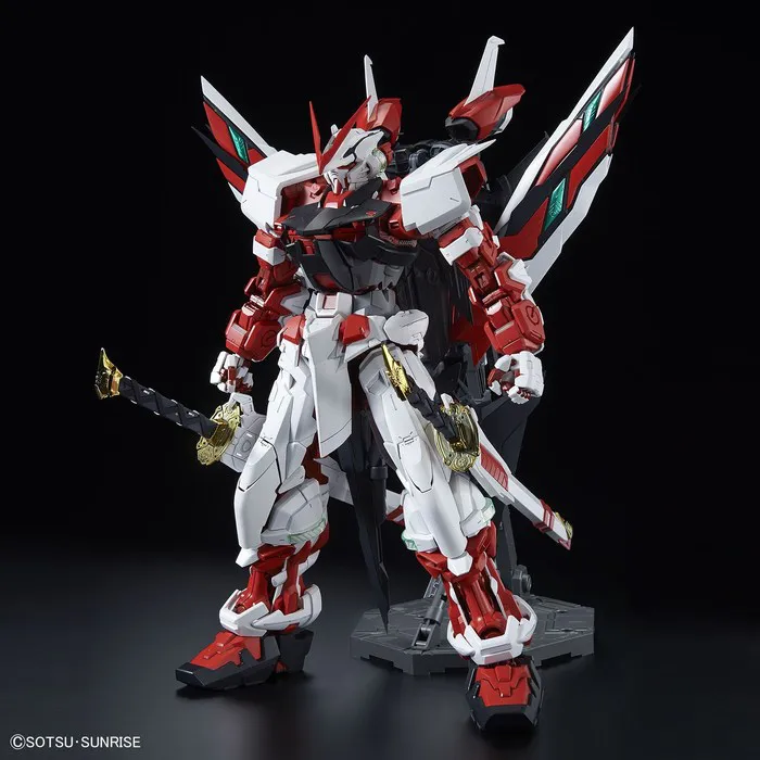 GUNDAM - 1/60 Astray Red Frame Kai Perfect Grade Model Kit PG MBF-P02KAI