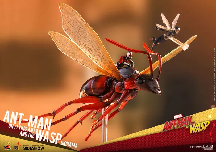 MARVEL - Ant-Man on Flying Ant and the Wasp Diorama MMS Compact Series Figure