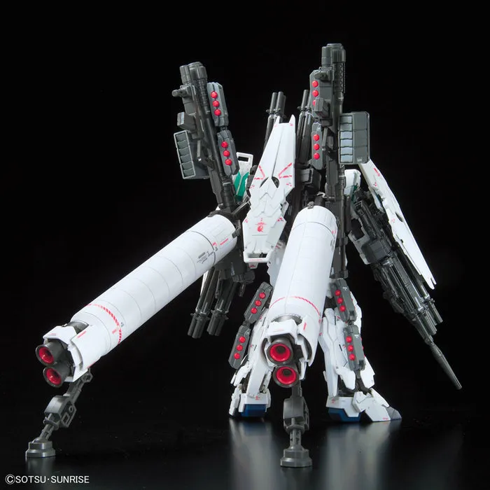 GUNDAM - 1/144 Full Armor Unicorn Real Grade Model Kit RG # 30
