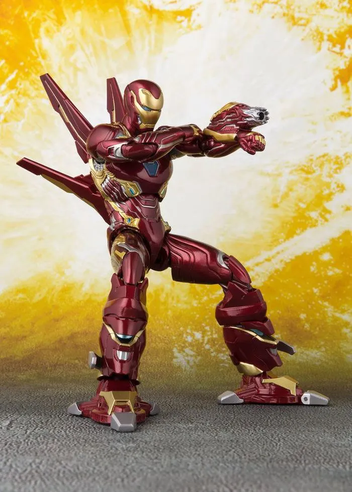 MARVEL - Avengers Infinity - Iron Man Mark 50 Nano Weapons S.H. Figuarts Action Figure - Damaged Box