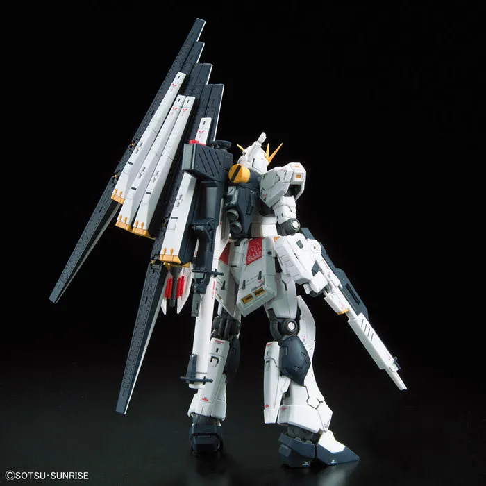 GUNDAM - 1/144 RX-93 Nu Real Grade Model Kit RG # 32