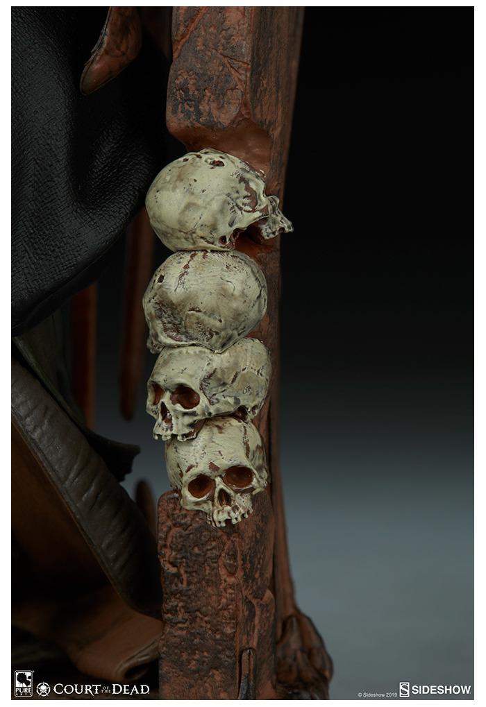 COURT OF THE DEAD - Xiall Osteomancers Vision Pvc Figure