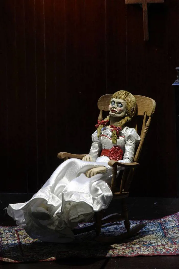 THE CONJURING - Ultimate Annabelle Action Figure