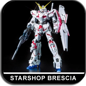 GUNDAM - 1/100 RX-0 Unicorn Red / Green Twin Frame Edition Titanium Finish Master Grade Model Kit MG