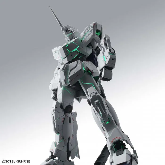 GUNDAM - 1/100 Unicorn Ver. Ka Master Grade Extreme Model Kit MGEX