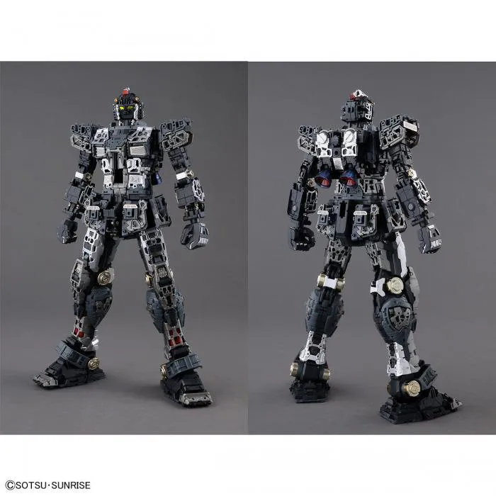 GUNDAM - 1/60 RX-78-2 Perfect Grade Unleashed Model Kit PG
