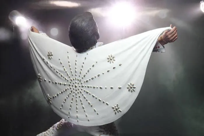 ELVIS PRESLEY - Live in '72 Action Figure