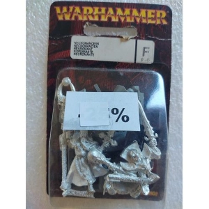 WARHAMMER FANTASY - Vampire Counts Necromancers 91-45 Ver.C