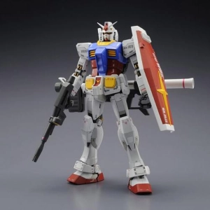 GUNDAM - 1/100 RX-78-2 Ver. 3.0 Master Grade Model Kit MG