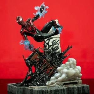 MARVEL - Marvel Gallery Gamerverse - Miles Morales Spider-Man Deluxe Pvc Figure