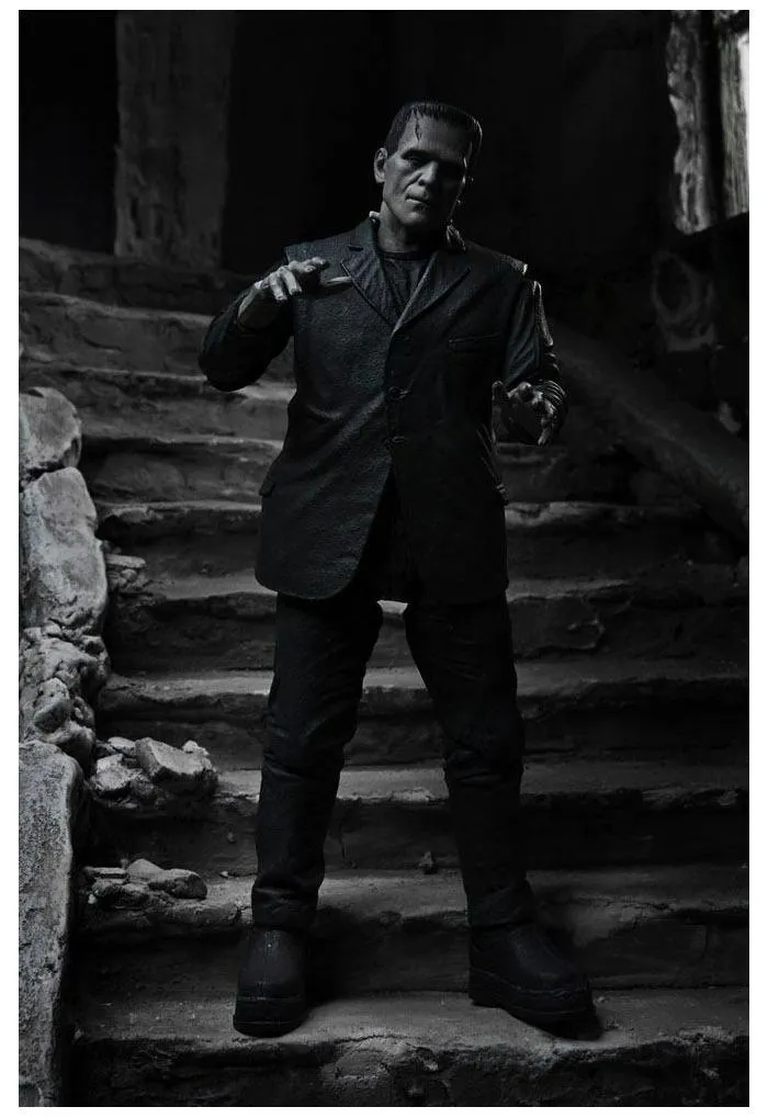 UNIVERSAL MONSTERS - Frankenstein Monster Black & White Ver. Ultimate Action Figure