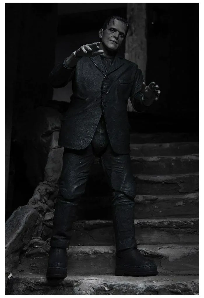 UNIVERSAL MONSTERS - Frankenstein Monster Black & White Ver. Ultimate Action Figure