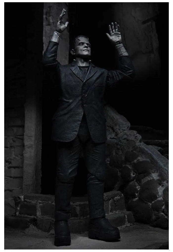 UNIVERSAL MONSTERS - Frankenstein Monster Black & White Ver. Ultimate Action Figure