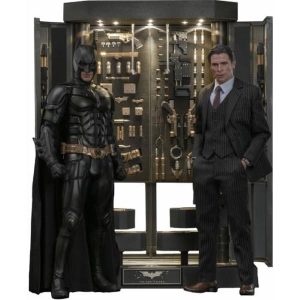 BATMAN - The Dark Knight - Batman Armory with Bruce Wayne 2.0 1/6 Action Figure 12" MMS750