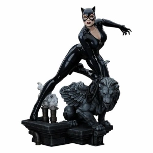 DC COMICS - Catwoman 1/4 Maquette Statue