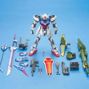 GUNDAM - 1/100 Launcher / Sword Strike Gundam Master Grade Model Kit MG