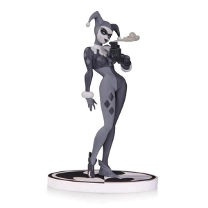BATMAN - Black & White Harley Quinn by Bruce Timm Resin Statue 2nd Edition - Damaged Box