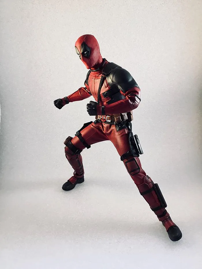 MARVEL - Deadpool Movie Masterpiece 1/6 Action Figure 12" MMS347 - with small defects