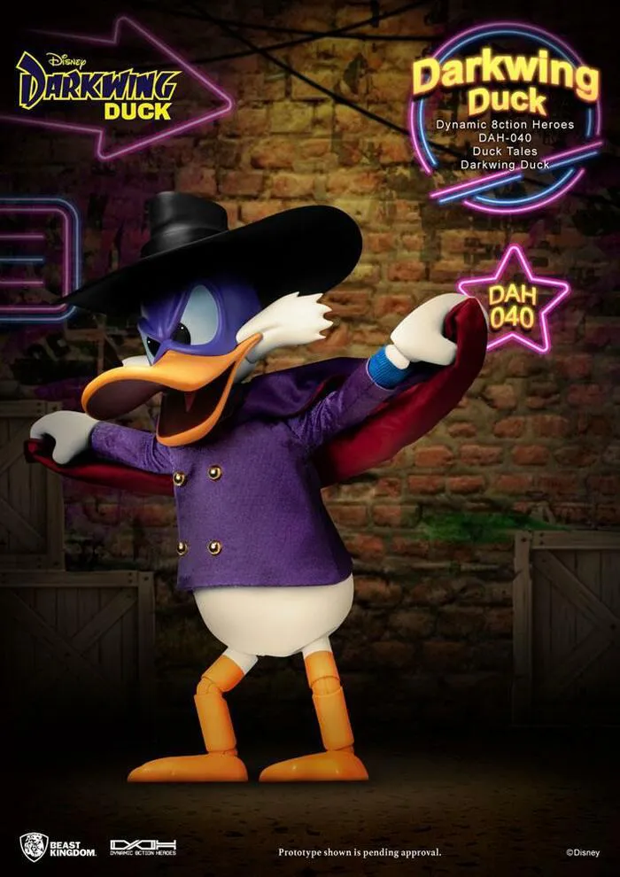 DARKWING DUCK - Darkwing Duck Dynamic 8ction Heroes Action Figure