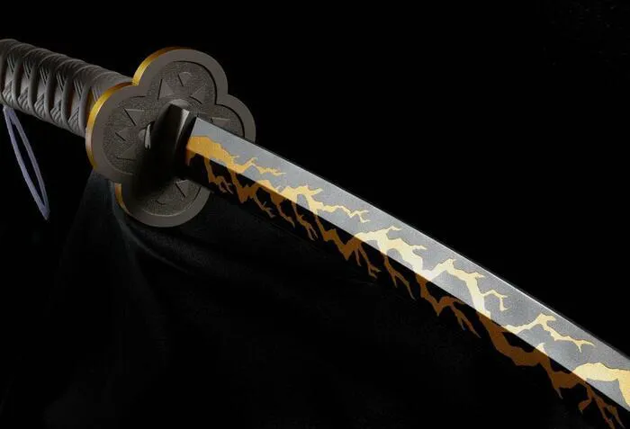 DEMON SLAYER - KIMETSU NO YAIBA - Nichirin Sword Zenitsu Agatsuma 1/1 Replica