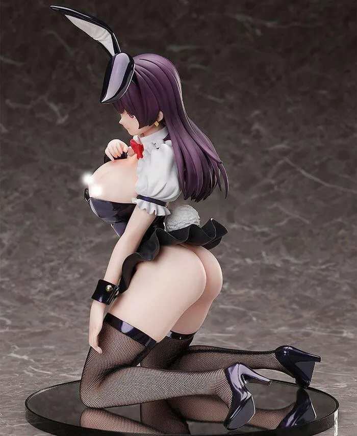 CREATORS OPINION - Aina Bunny Version 1/4 Pvc Figure