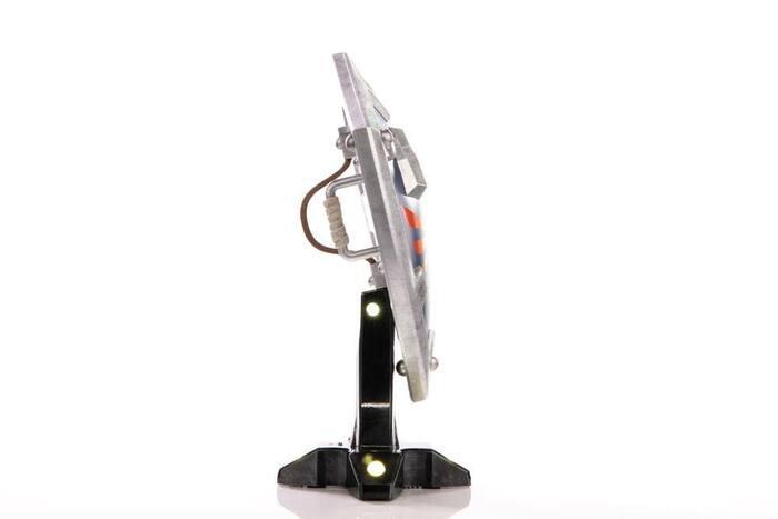 LEGEND OF ZELDA - Breath of the Wild - Hylian Shield Collector's Edition Replica - Damaged Box